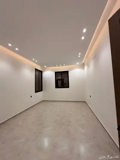 ادوار تمليك ارضي بحوش و6 غرف بمخطط الراجحي 4