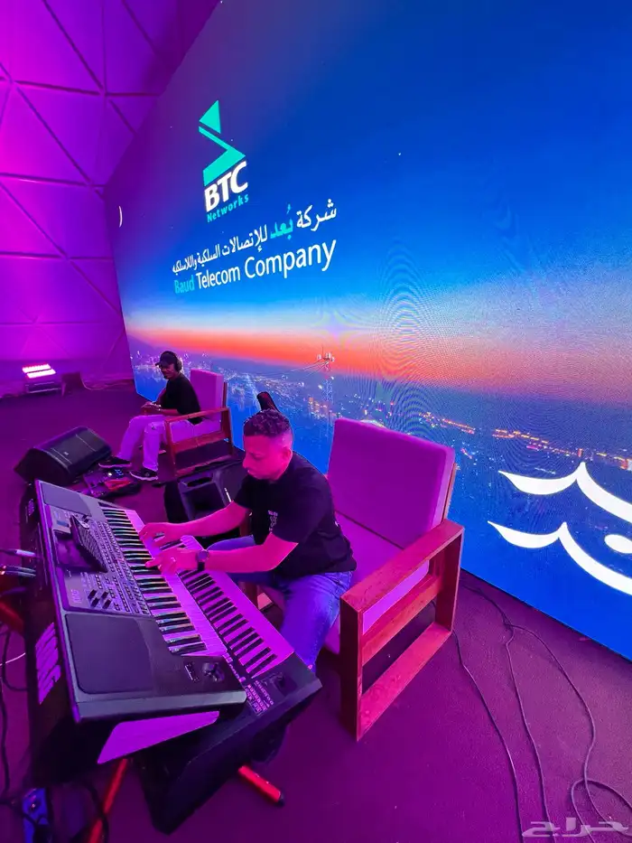 شاشات LED   مسرح كامل   إضاءة وصوتيات للمناسبات 14