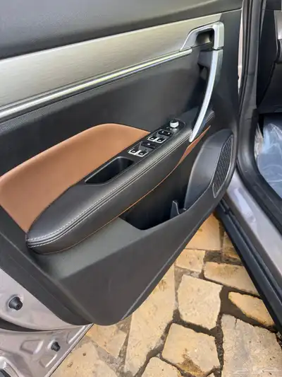 جيلي كولراي 2023 8