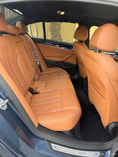 bmw520i فل كامل بريميوم وكالة 2023 عداد 46000بيع 145000 11