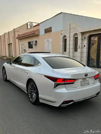 لكزس LS500 هايبرد 2020 5