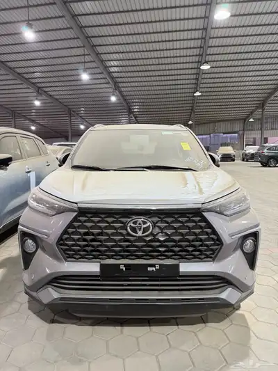 تويوتا فيلوز 2025 1