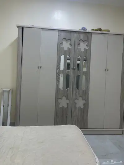 دولاب استخدام نضيف 0