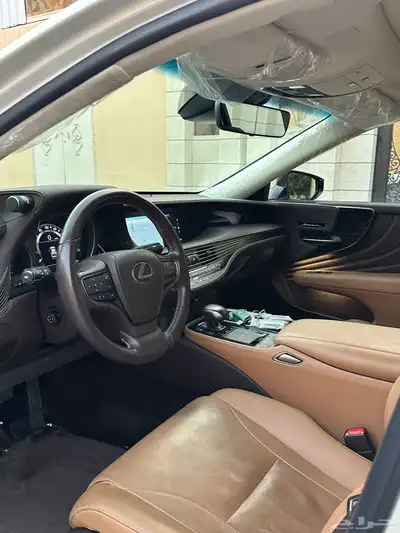 لكزس LS500 هايبرد 2020 6