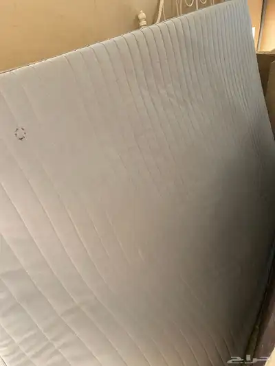 سرير شبه جديد 3