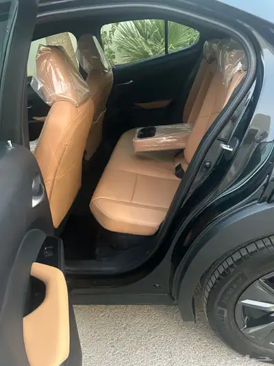 لكزس ux300h 3