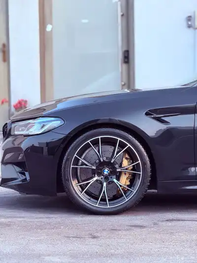 تحت الضمان وصيانة مجانية BMW M5 F90 Competition 2021 7