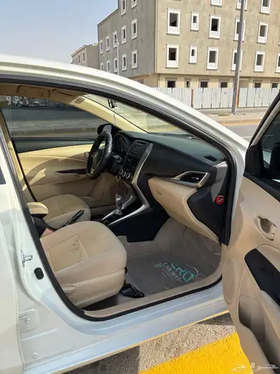 يارس موديل 2019 للبيع نظيفة 12