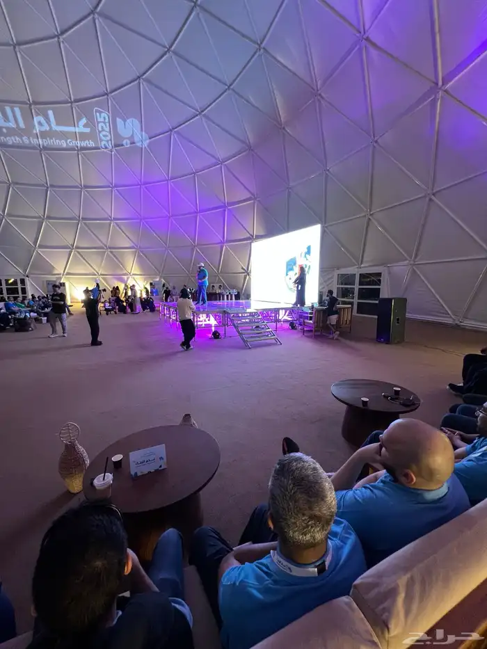 شاشات LED   مسرح كامل   إضاءة وصوتيات للمناسبات 4