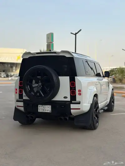ديفندر اوربن HSE 2021 5
