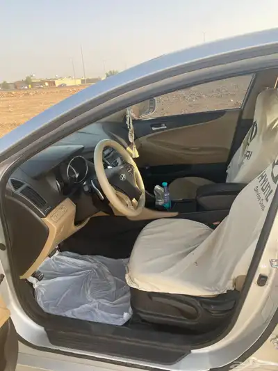 للبيع سوناتا 2014 23