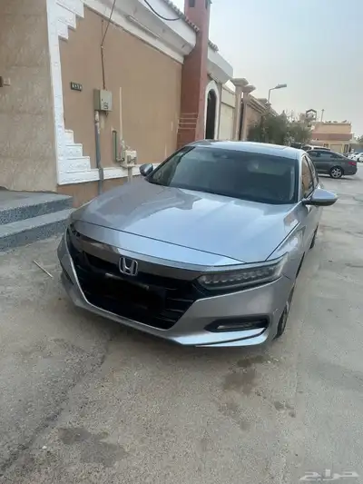 هوندا اكورد 2018 اعلى فئة مكينة 2.0 تيربو 9