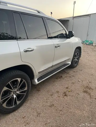 لاندكروزر تورنق V8 موديل 2020 سعودي 3