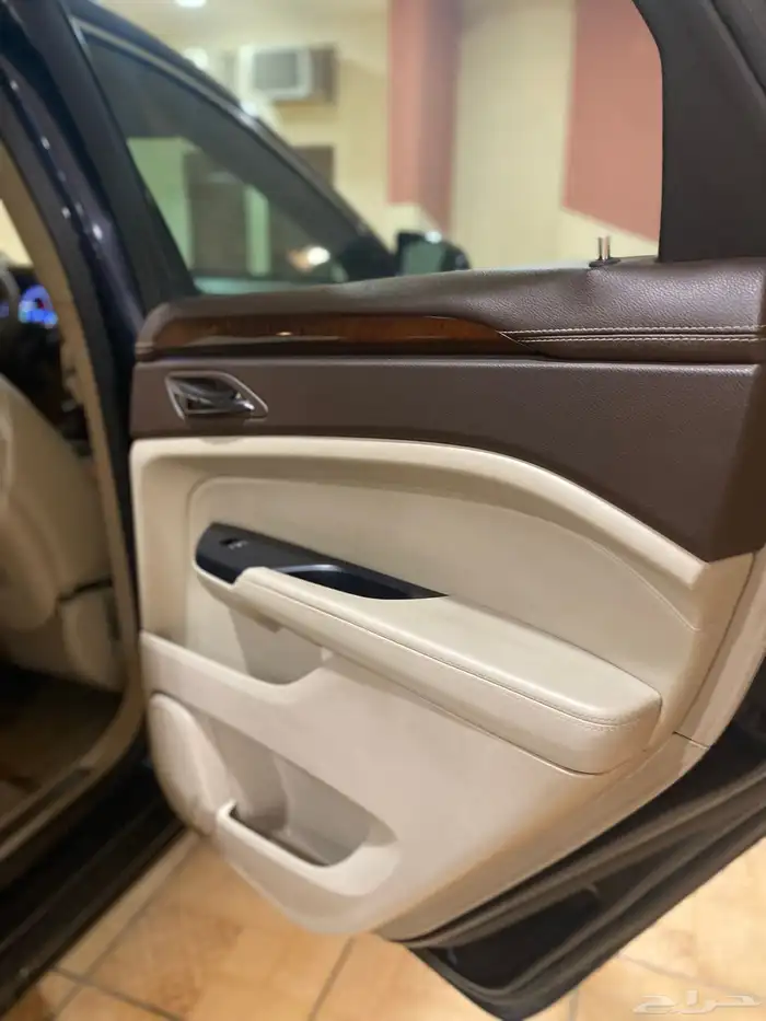 كاديلاك SRX 2015 10