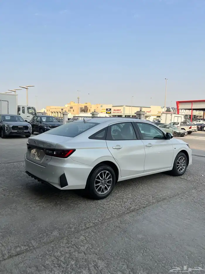 يارس 2026 استاندر ب ( عند الاتصال ) 3