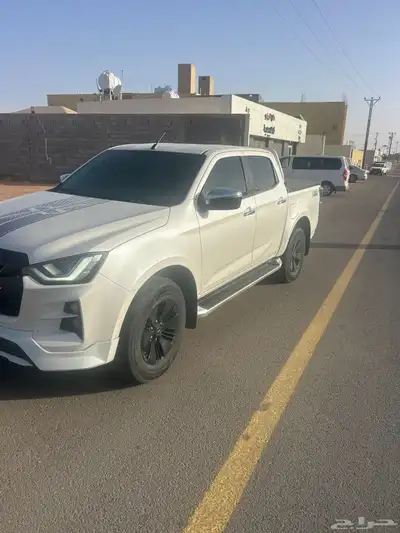 ايسوزو ديماكس دبل دفلك 2021 5