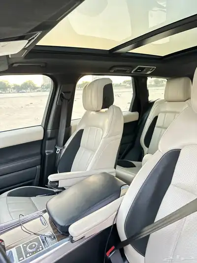 للبيع سيارة رينج روفر سبورت 2020 فئة HSE 5