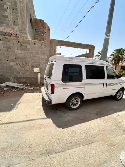 استرو فان دبل 2001 ملكي مسقط 3