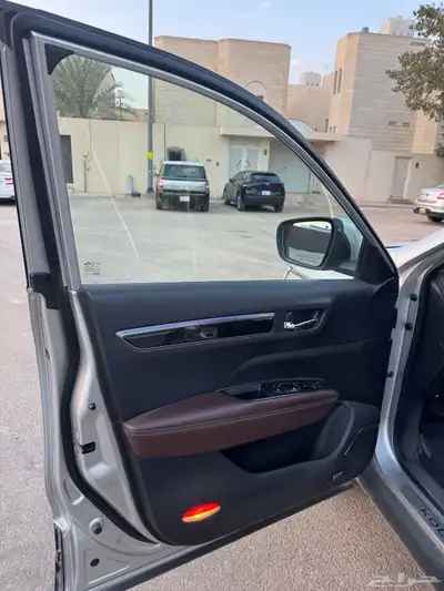 رينو كوليوس 2018 32