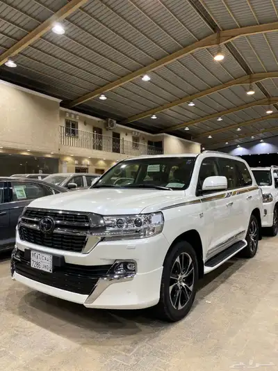 للبيع جيب VXS فل كامل 2021 بريمي عداد 102 الف 6