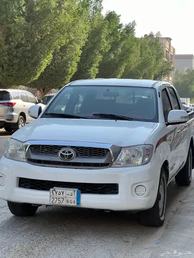 تويوتا هايلوكس موديل 2010 ديزل 4