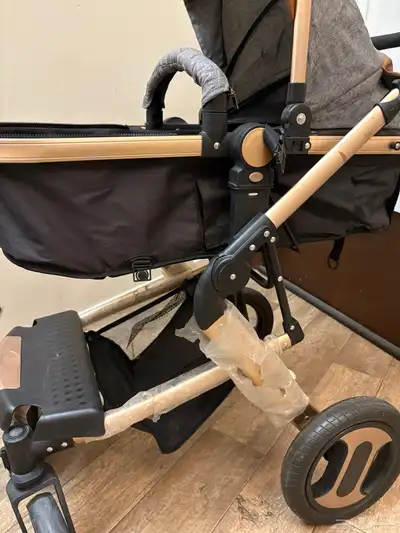 عربة أطفال اتجاهين ماركة بيليكو 0