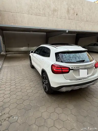 مرسيدس GLA250 حاله مميزه 6