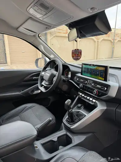 شانجان هنتر 2023م دبل ديزل قير عادي 11