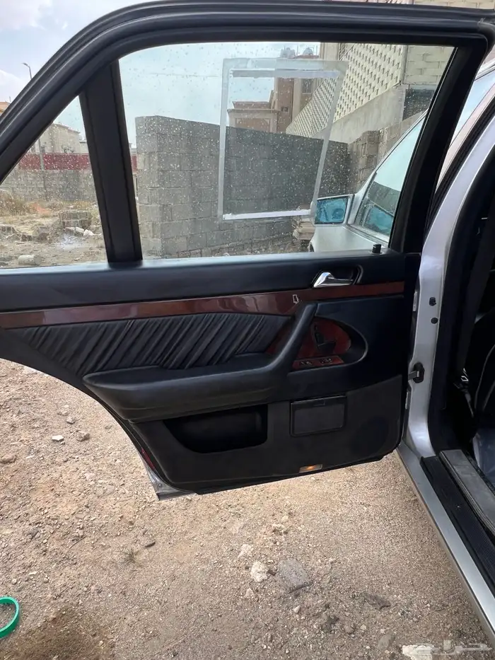 مرسيدس شبح 320 76