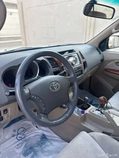 للبيع فورشنر 2009 سته سندل دبل 5