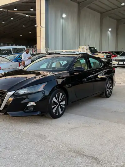 نيسان التيما 2022 - نص فل SV نظيف جدا 2