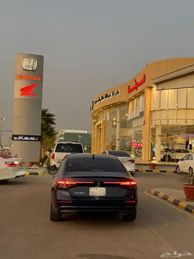 هوندا أكورد 2025 - مستخدم شبه جديد ( وكالة ) - ستاندرد 14