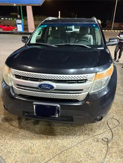 ford explorer 4wd 2012 black colour 15