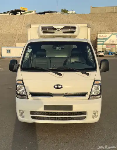 كيا K900 بنقو 2020 (ديزل) تبريد وتجميد بحالة الوكاله للبيع 1