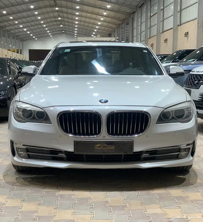 بي ام دبليو LI730 موديل2013 0