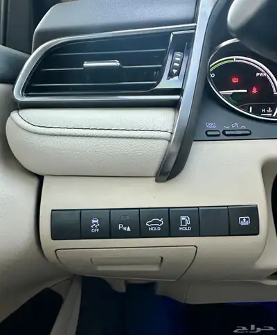 كامري 2023 GLE هايبرد 20
