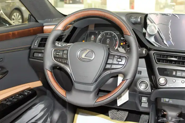 لكزس - ES350 CC - بريمي - 2025 29