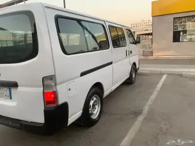 باص نيسان اررفان 2009 6
