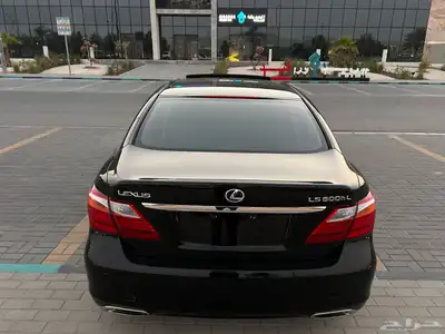 لكزس LS600H 1