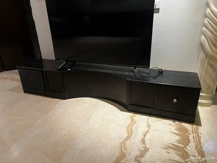طاولة تلفزيون 1