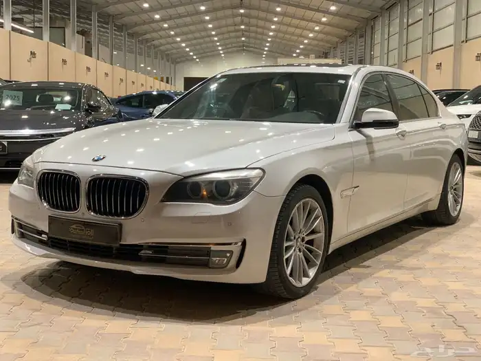 بي ام دبليو LI730 موديل2013 4