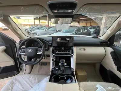 تويوتا لاندكروزر GXR.L3 2025 5