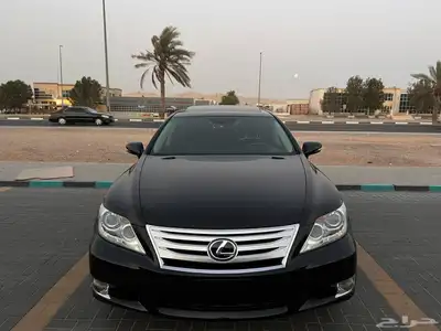 لكزس LS600H 0