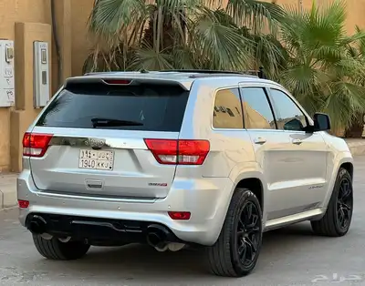 جيب جراند شروكي 2012 SRT (بحالة ممتازة) 5