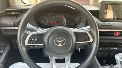 يارس للبيع موديل 23 ممشى86 الف 4