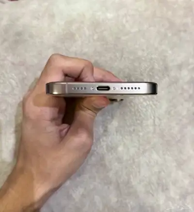 ايفون 16 برو ماكس 3