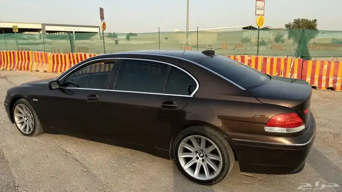 بي ام دبليو 745Li 1