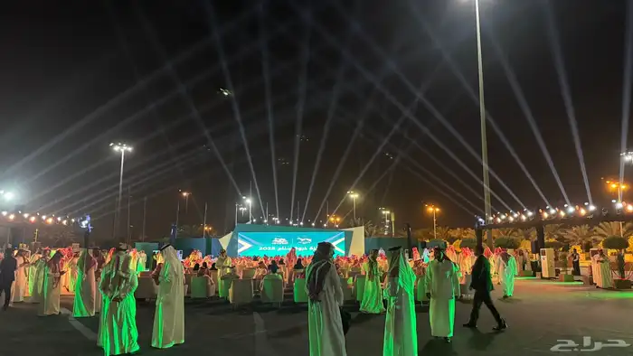 تأجير شاشات معارض ومؤتمرات 8