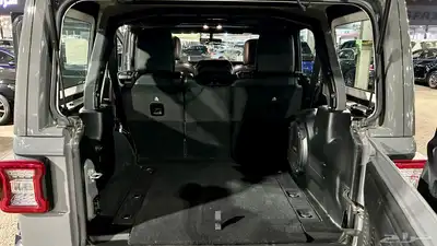جيب رانجلر ( صحاري   V6 ) 2023 18