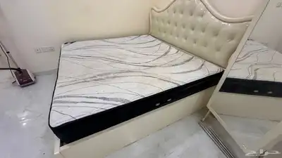 غرفة نوم مستعملة للبيع 1